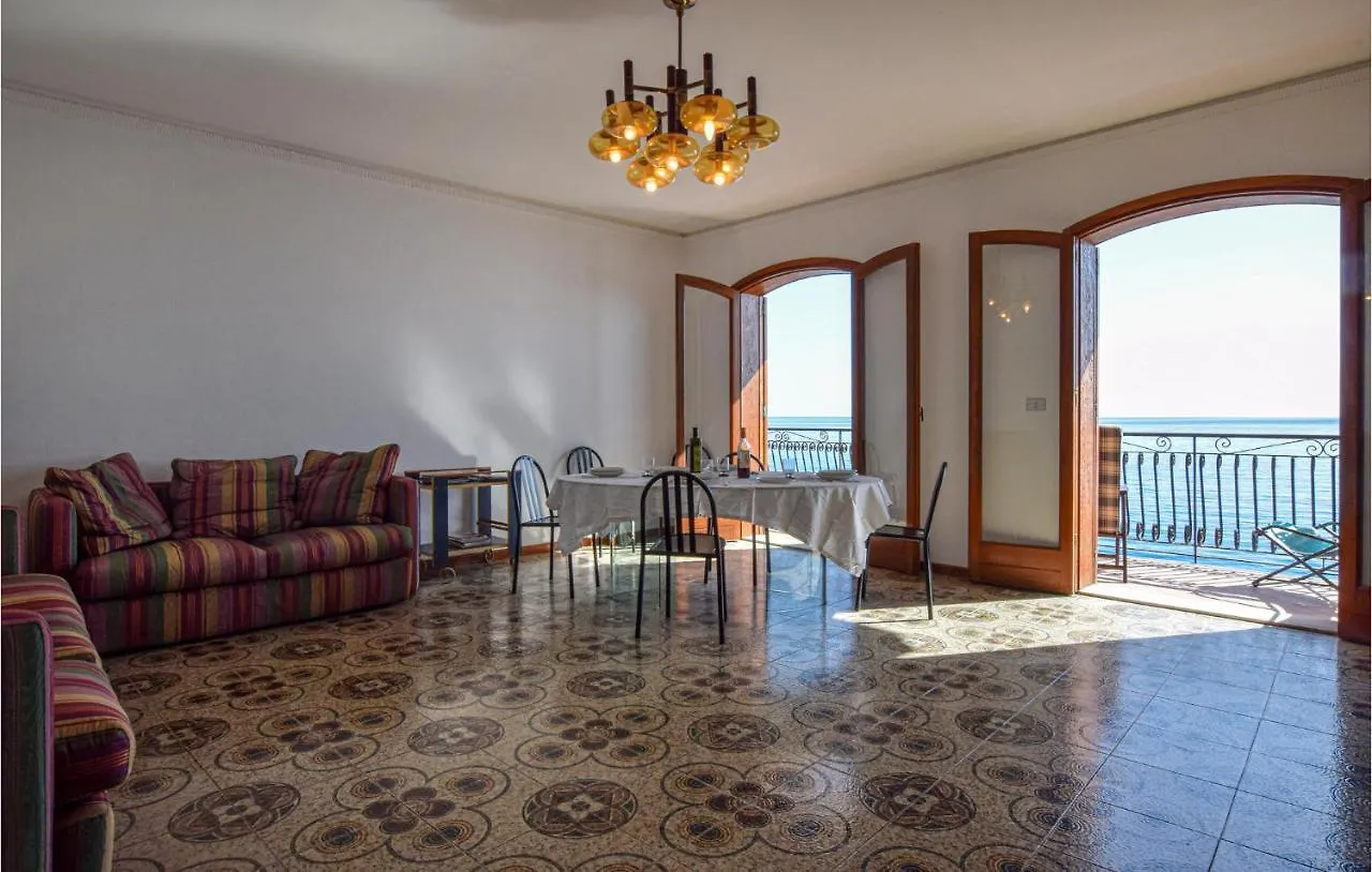 Nice Apartment In Giardini Naxos With Wifi 0*,