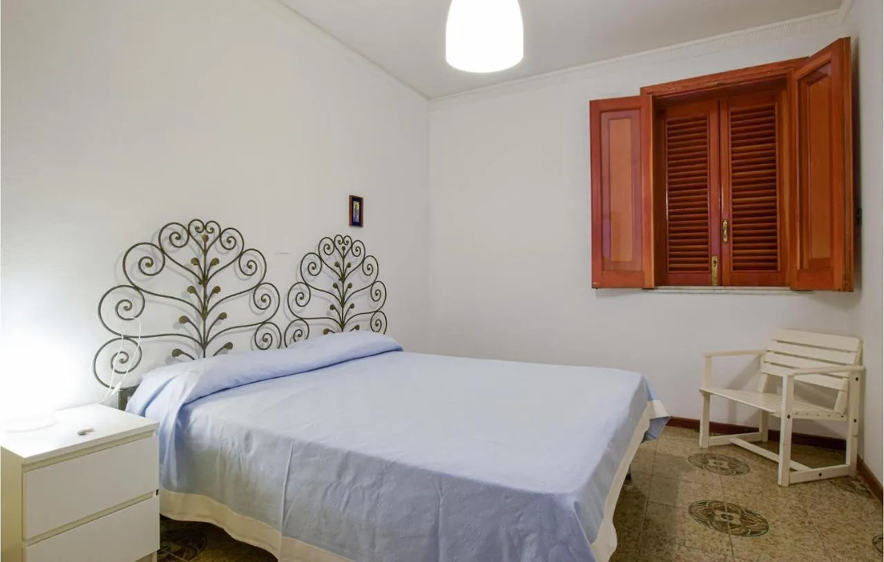Nice Apartment In Giardini Naxos With Wifi 0*,  Itália