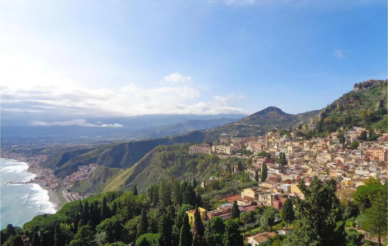 Nice Apartment In Giardini Naxos With Wifi